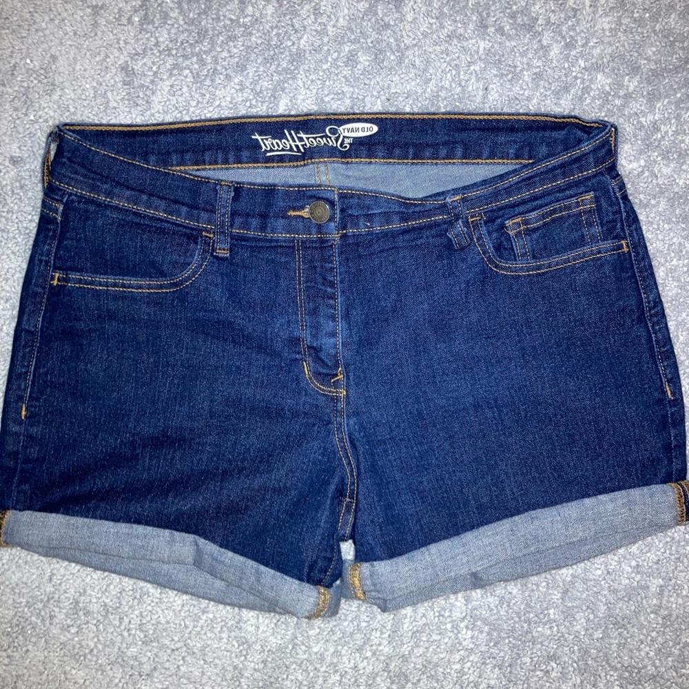 GUC (10) women’s Old Navy shorts